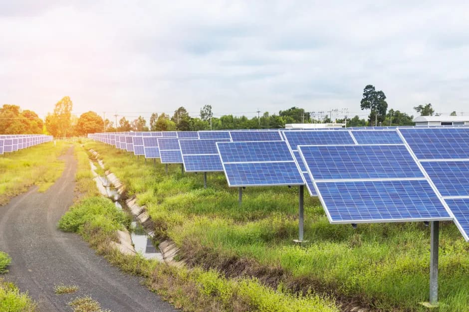 Instalacja OZE co to jest - jak może zmienić Twoje życie na lepsze